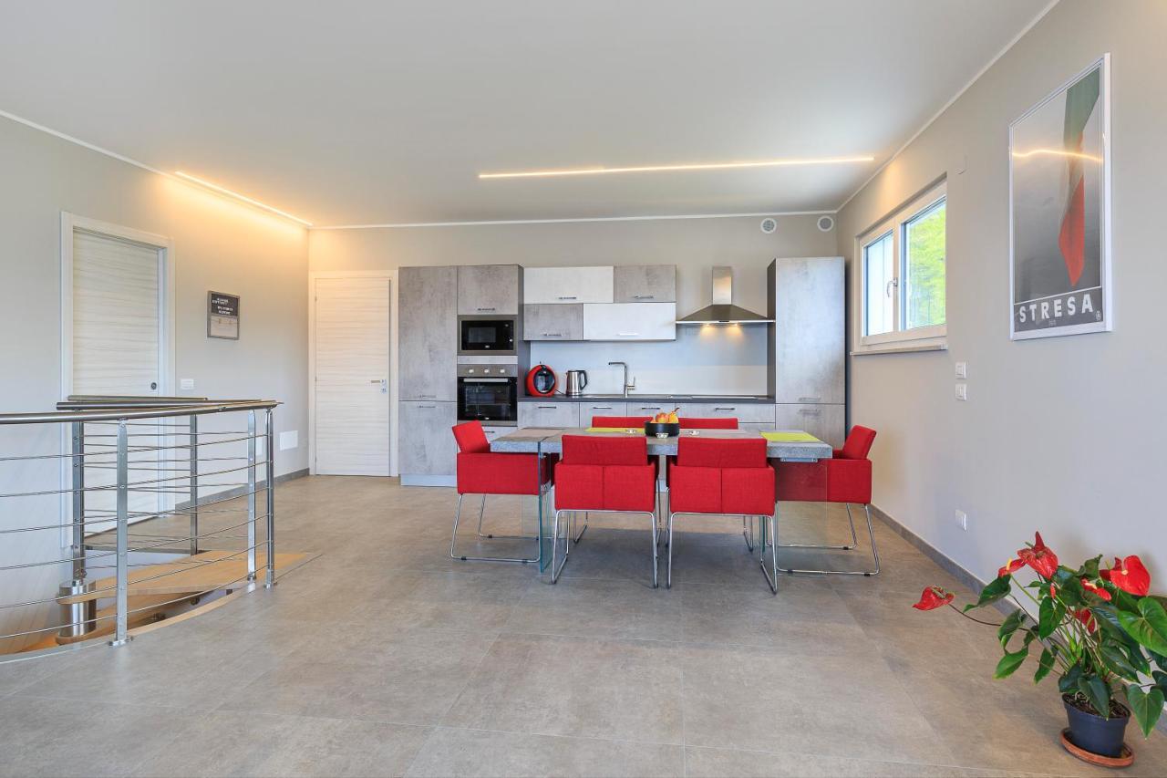 Skylake Penthouse By Impero House Stresa Extérieur photo